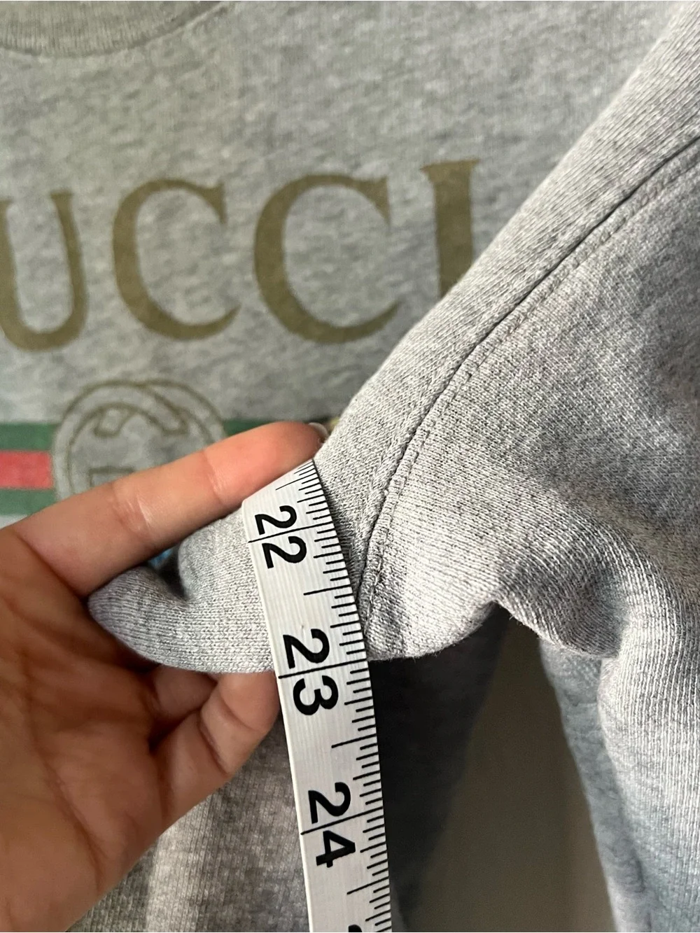 Gucci Grey Crewneck Sweater Multicolor Sequin embellish Tiger Graphic unisex XS